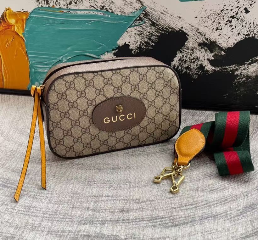 Emily Crossbody