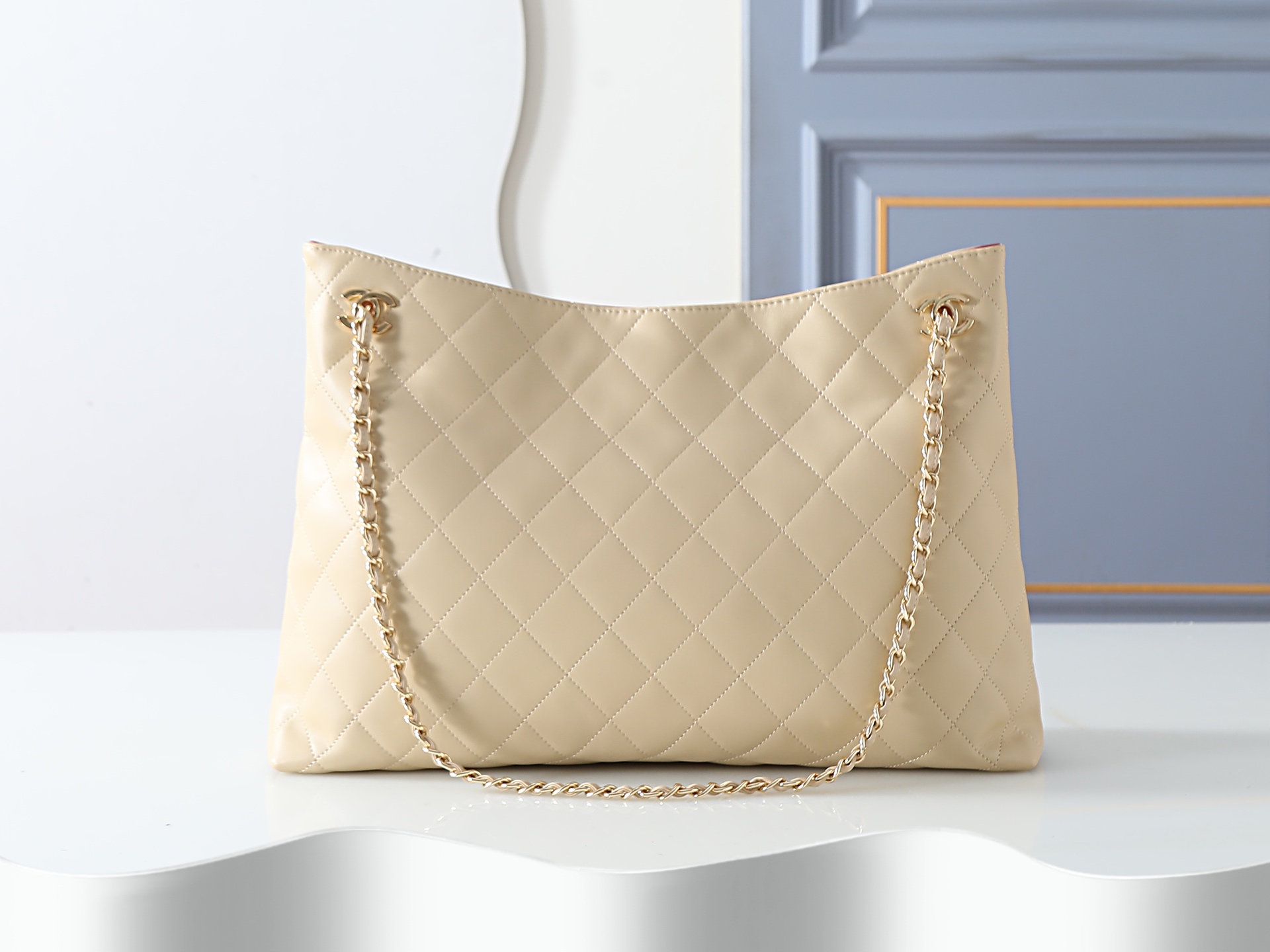 Nina Crossbody