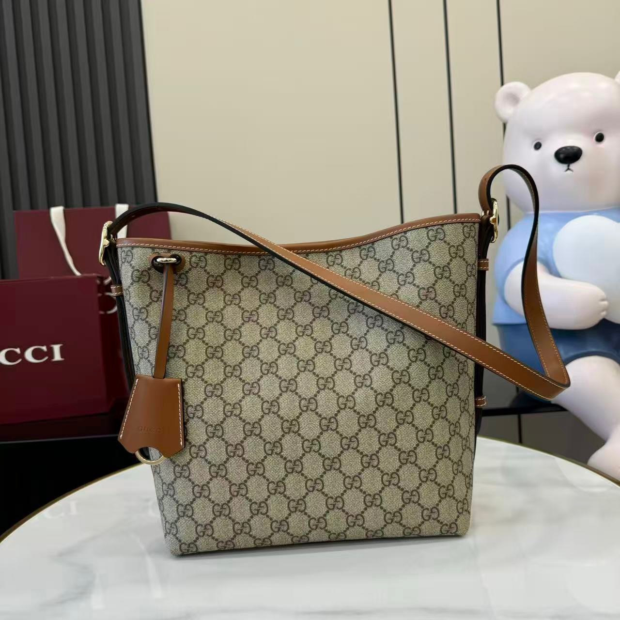 Gina Crossbody