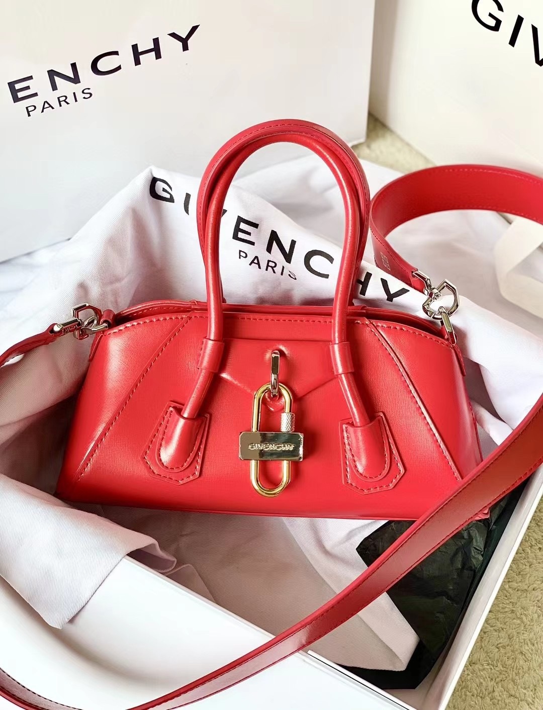 Victoria Bag