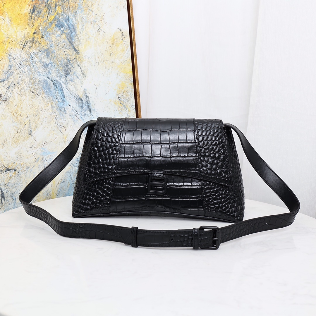 Balenciaga BB01__100