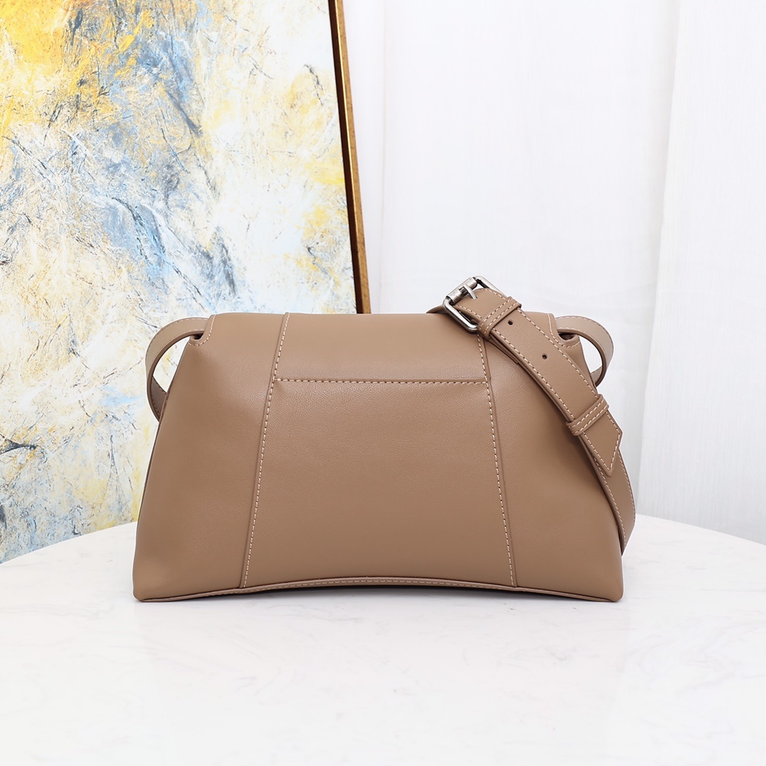 Balenciaga BB01__100