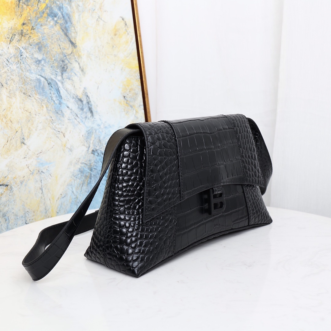 Balenciaga BB01__100
