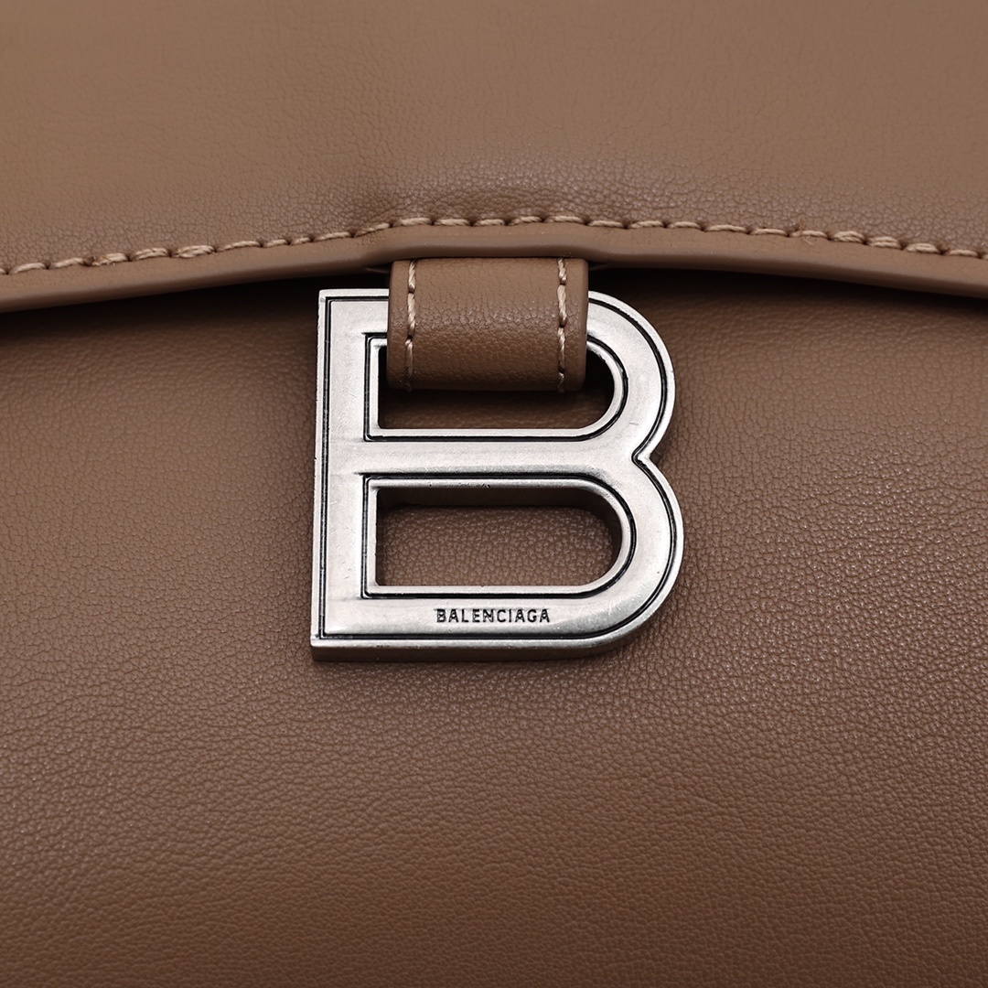 Balenciaga BB01__100