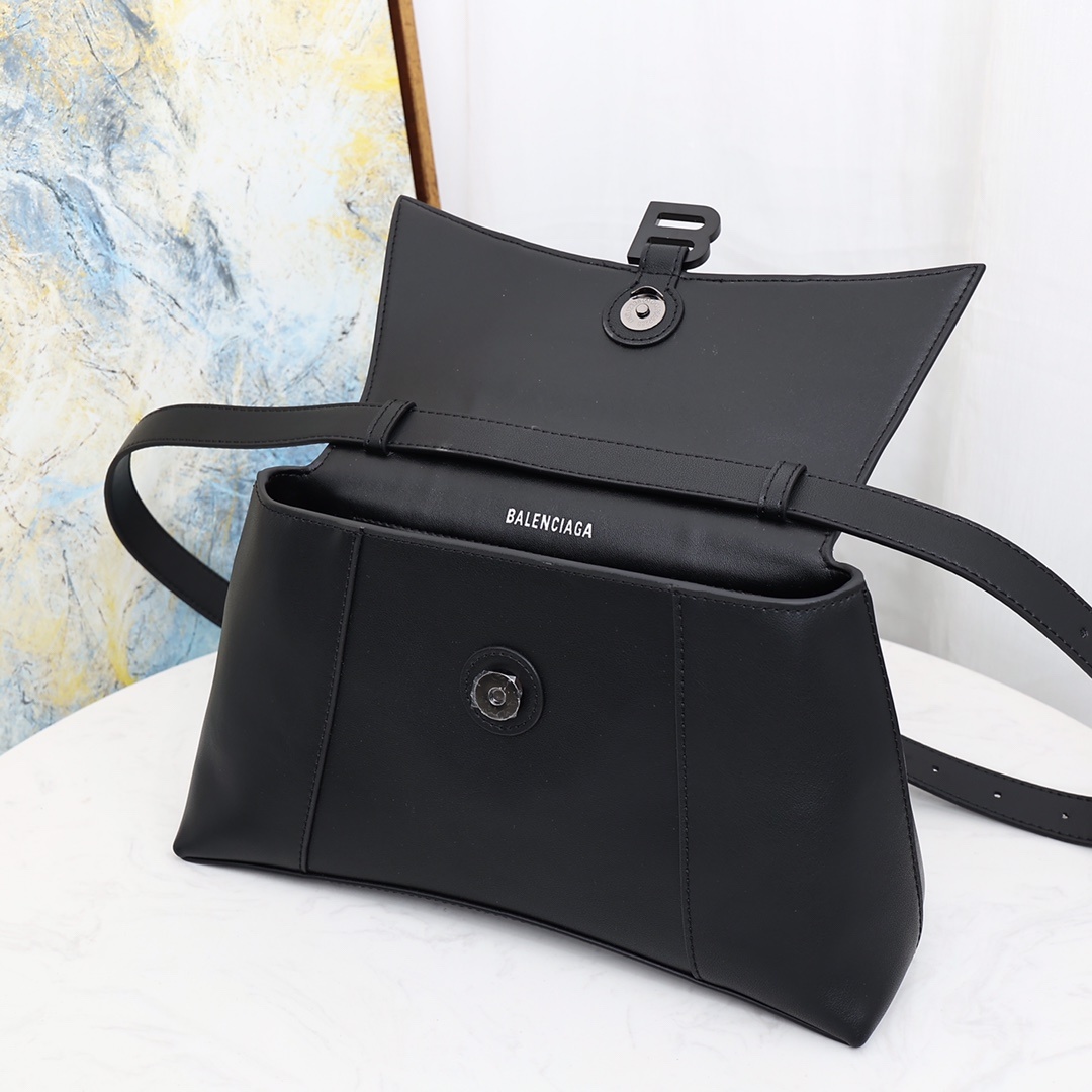 Balenciaga BB01__100