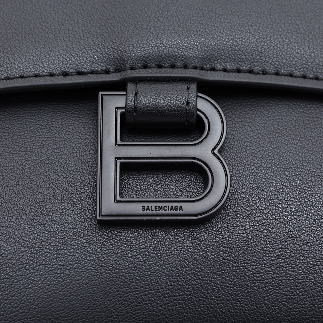 Balenciaga BB01__100