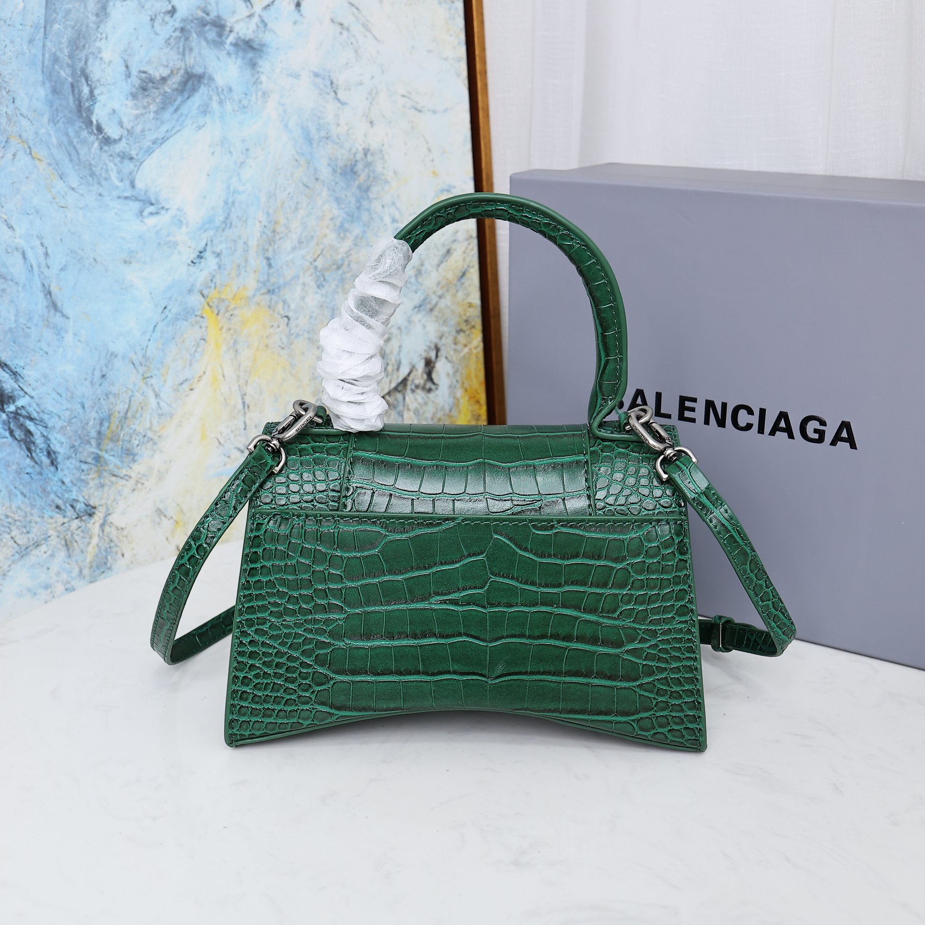 Balenciaga BB02