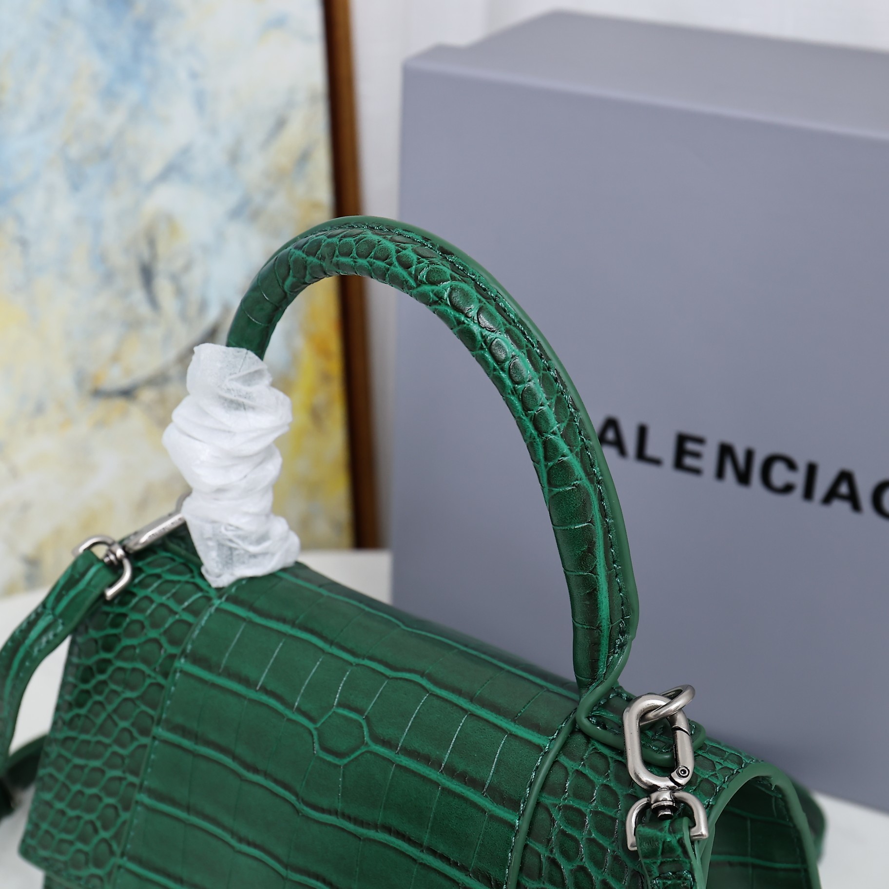 Balenciaga BB02