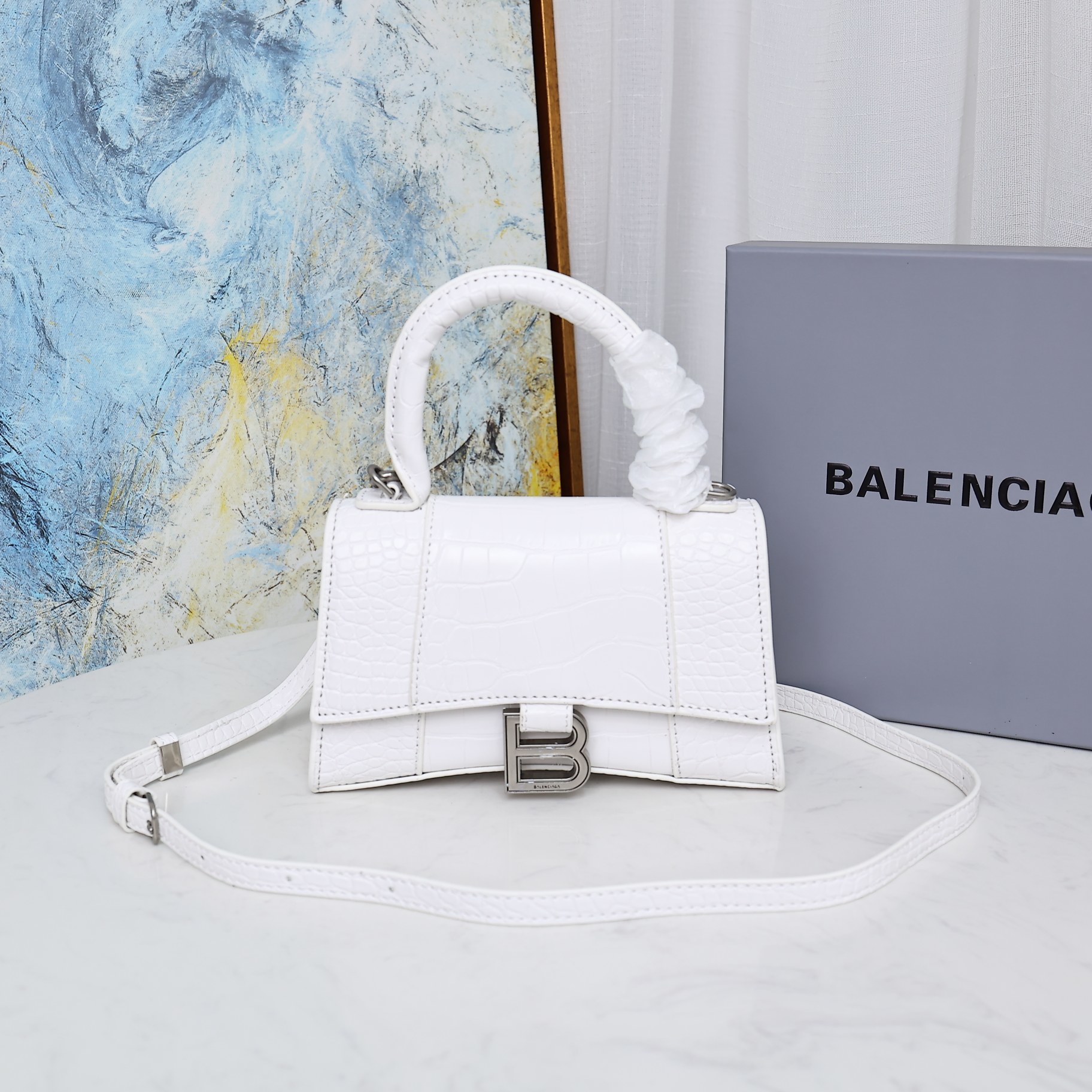 Balenciaga BB02
