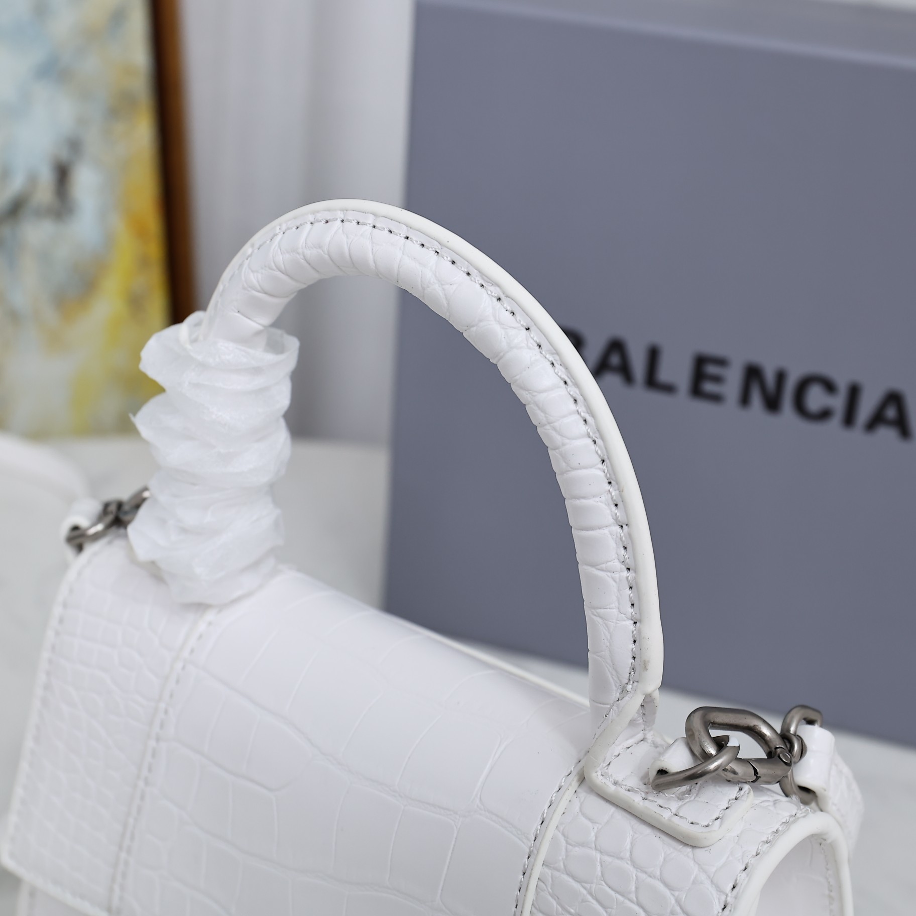 Balenciaga BB02