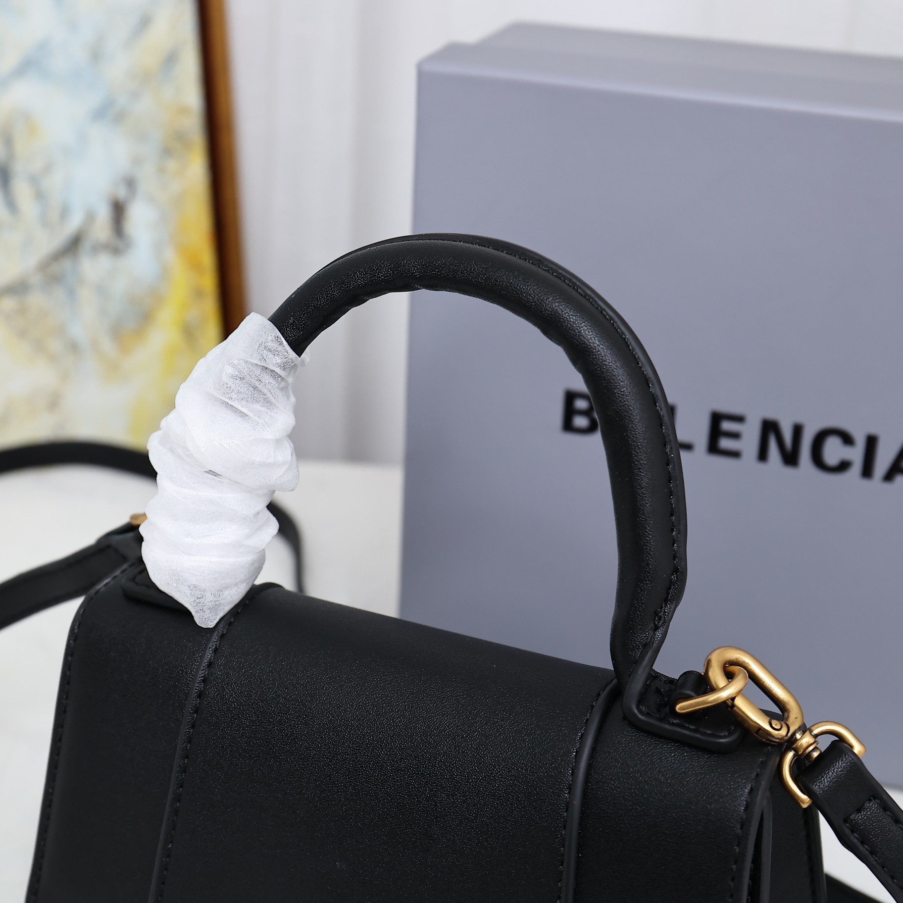 Balenciaga BB02