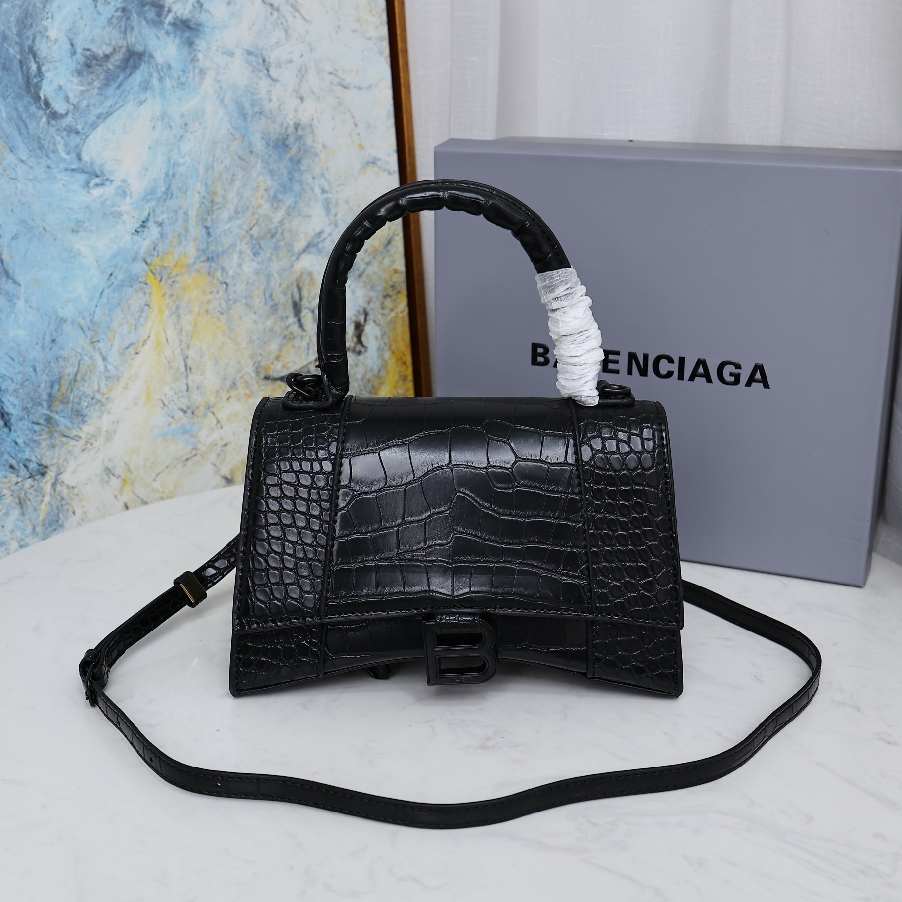 Balenciaga BB02