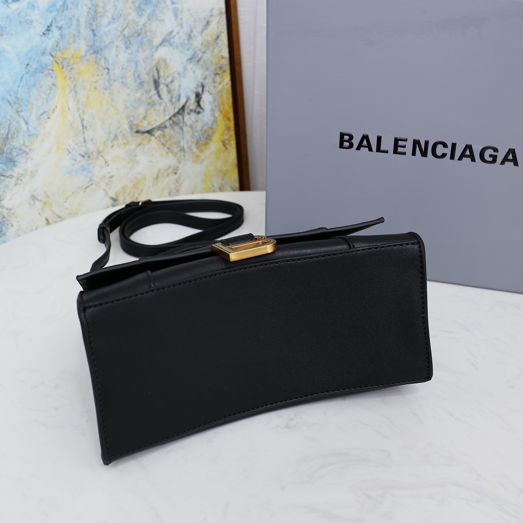 Balenciaga BB02