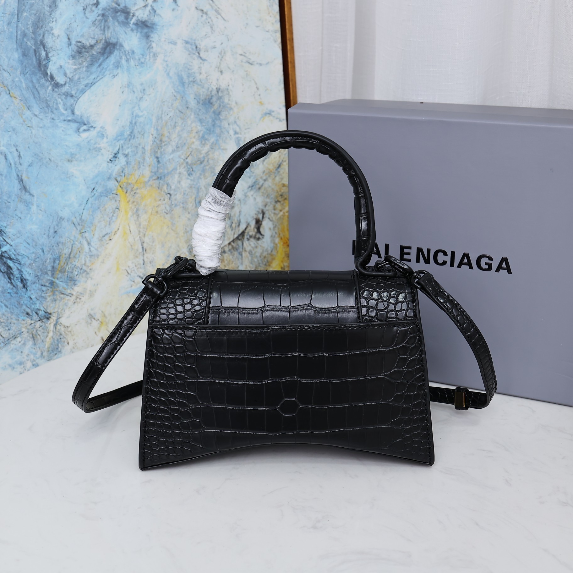 Balenciaga BB02