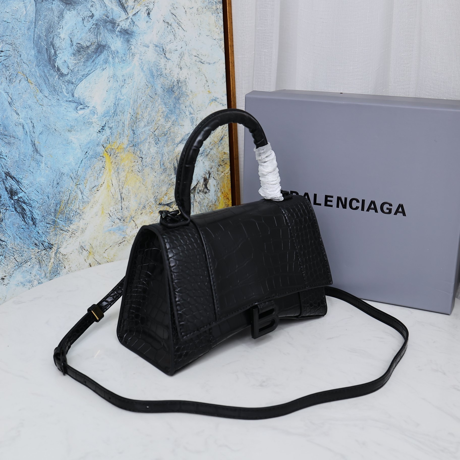 Balenciaga BB02