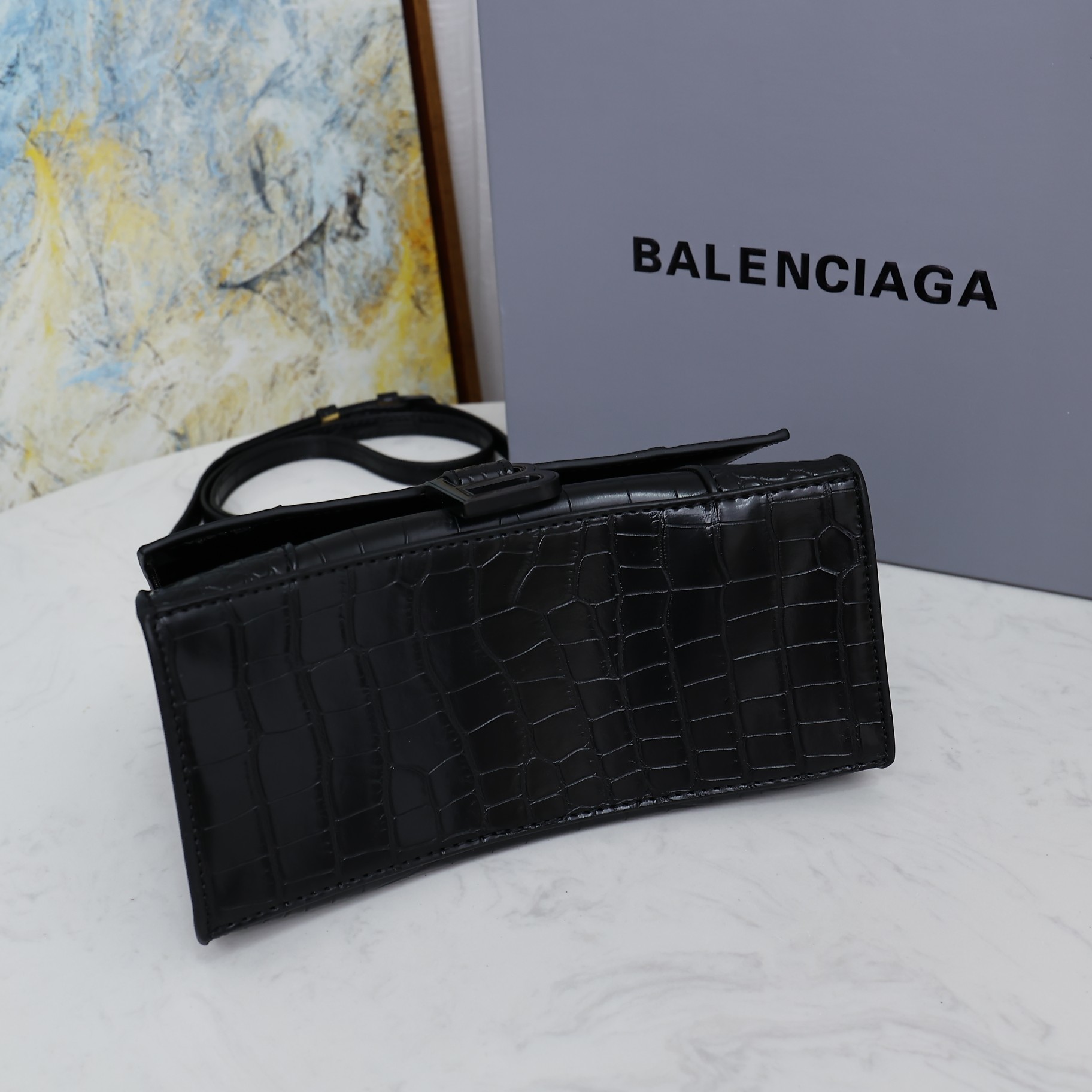 Balenciaga BB02
