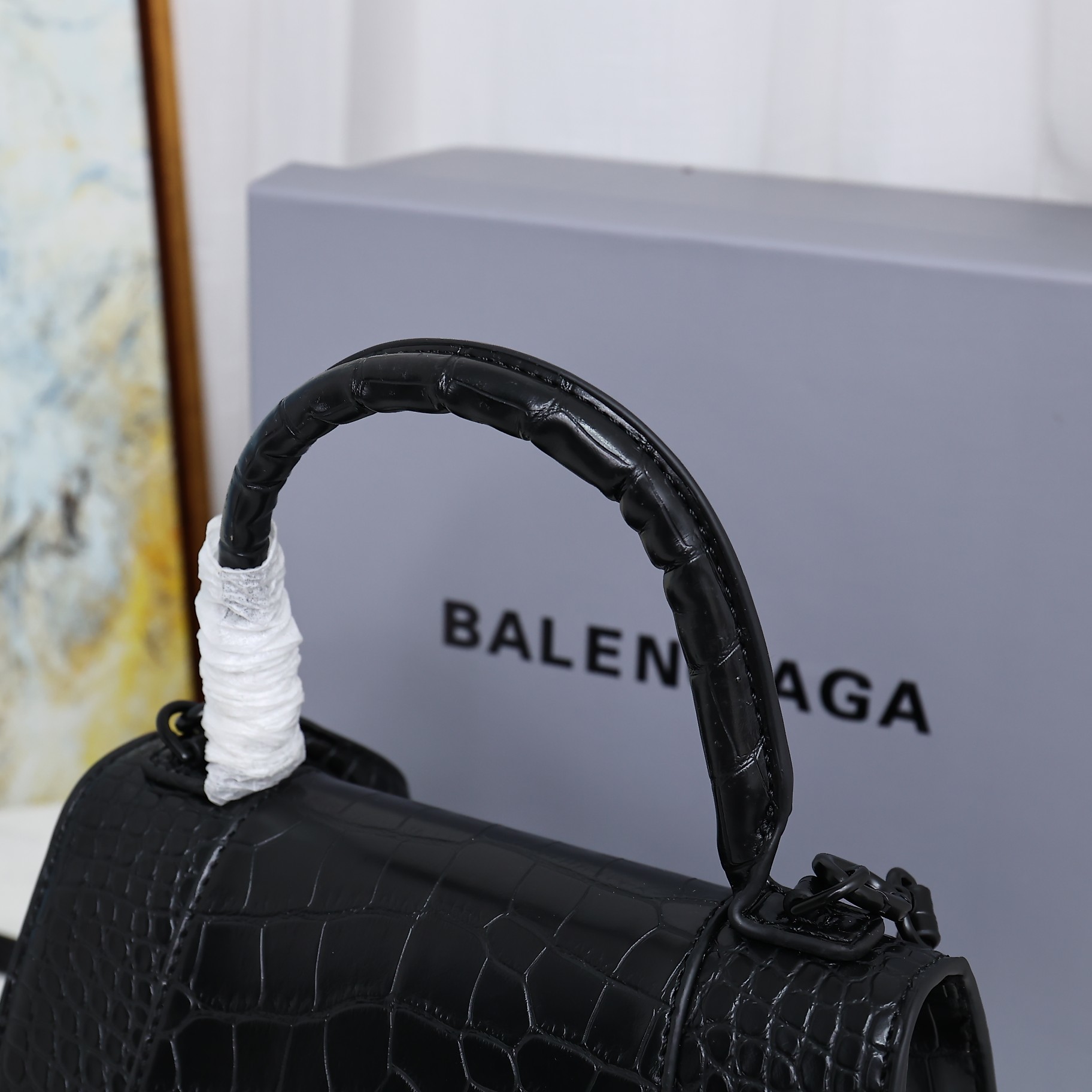 Balenciaga BB02