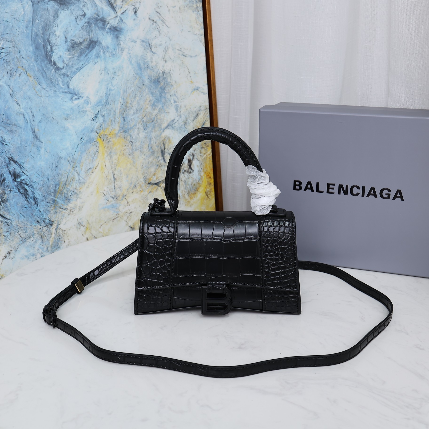 Balenciaga BB02