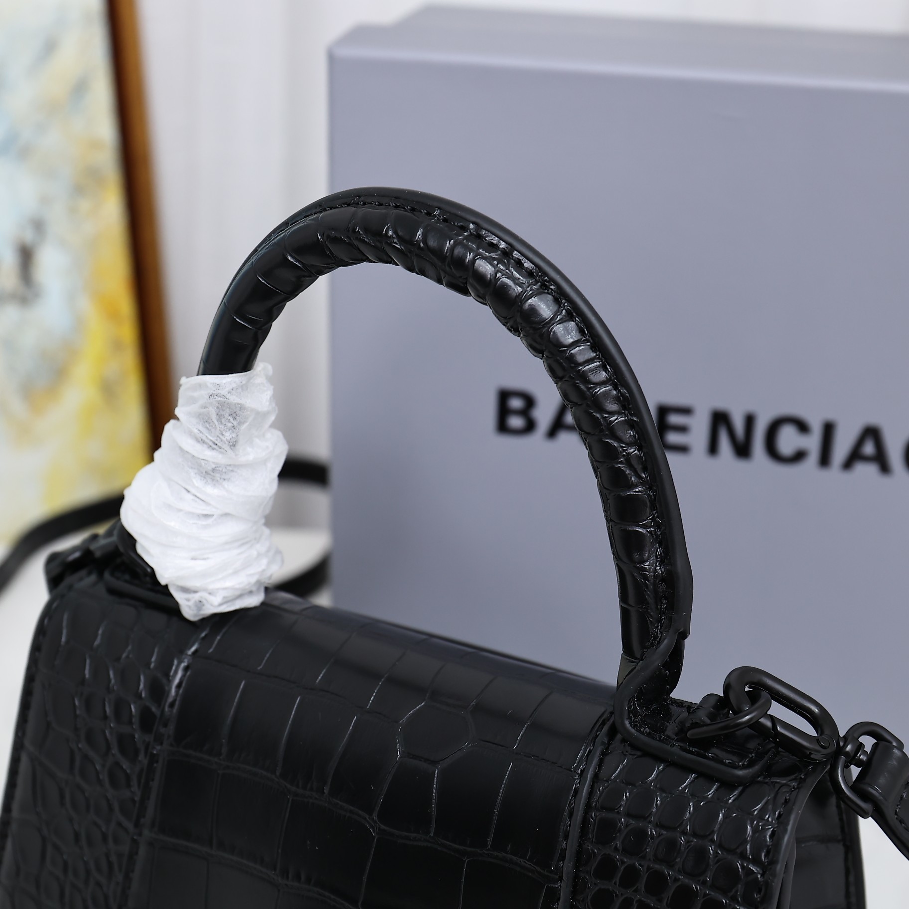 Balenciaga BB02