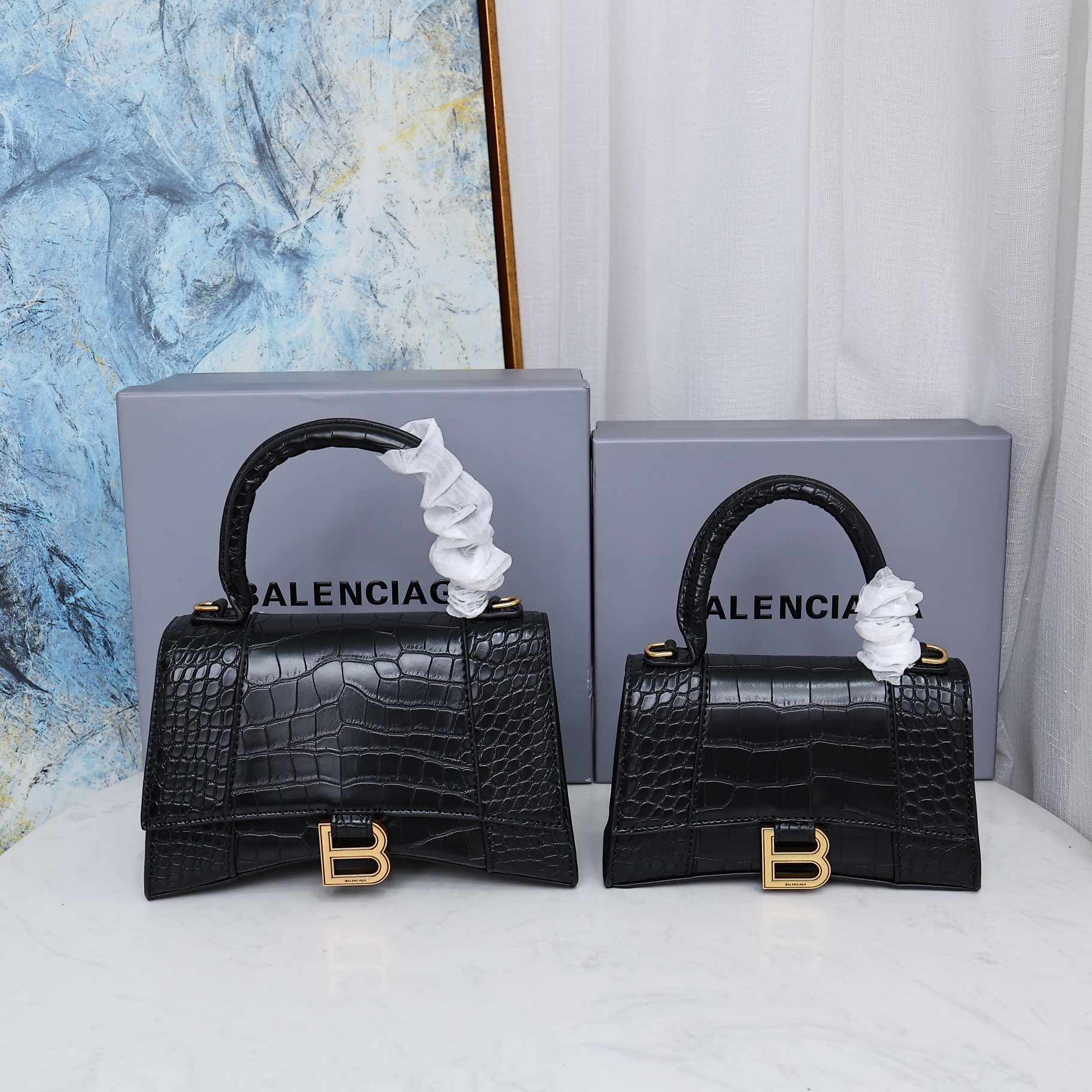 Balenciaga BB02