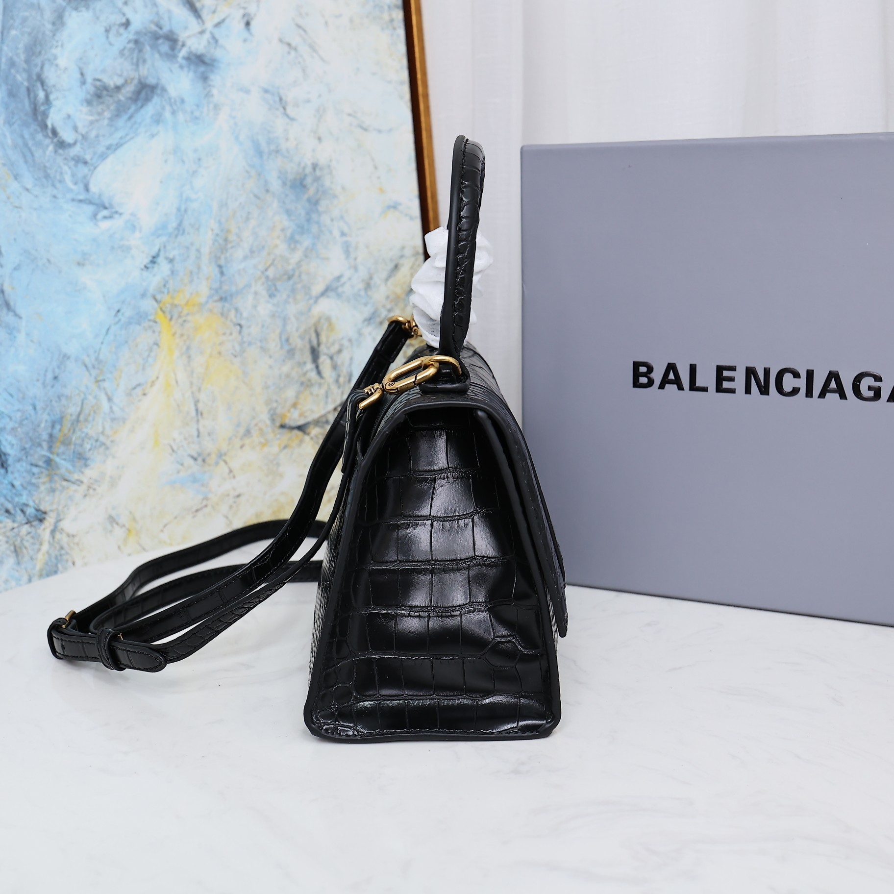 Balenciaga BB02