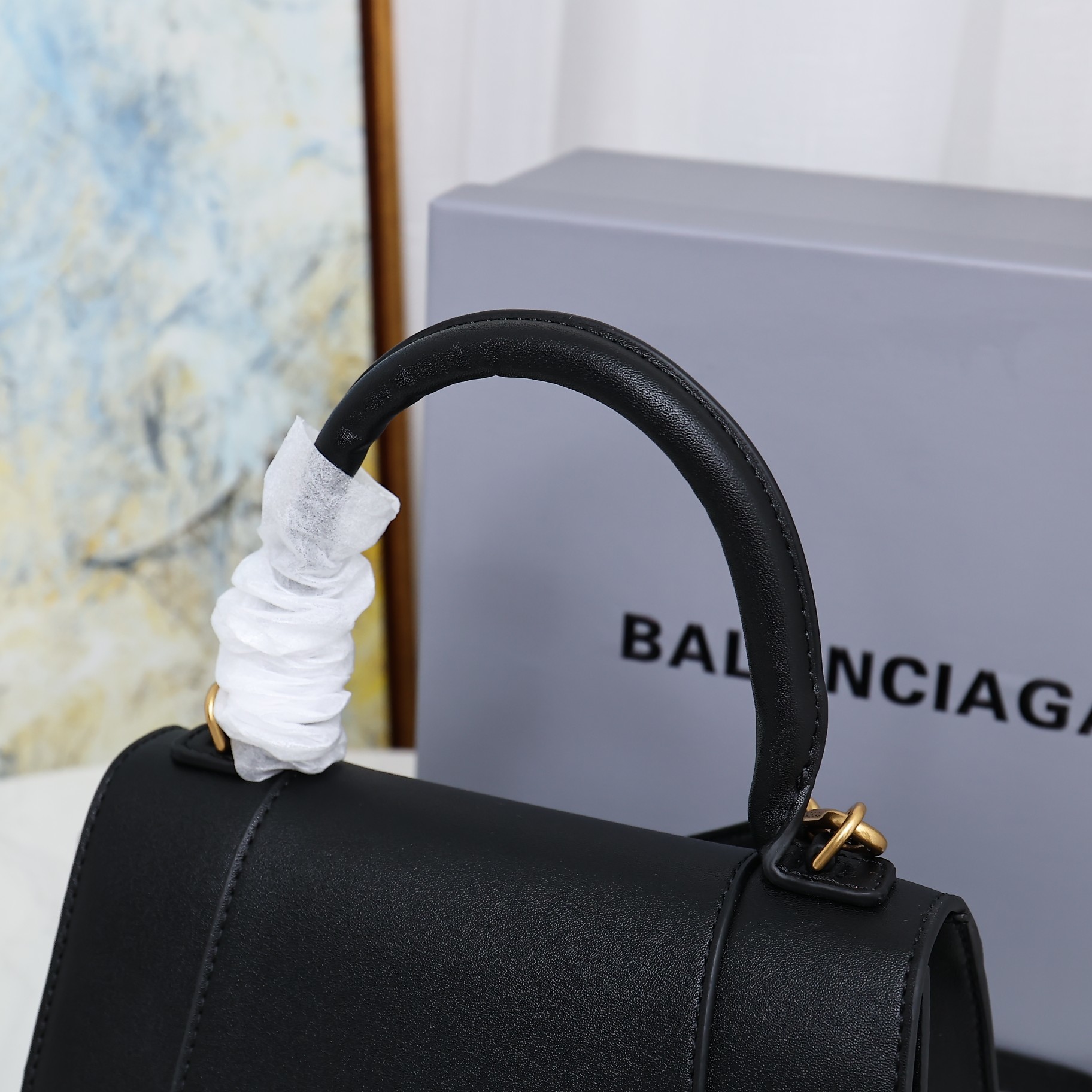 Balenciaga BB02