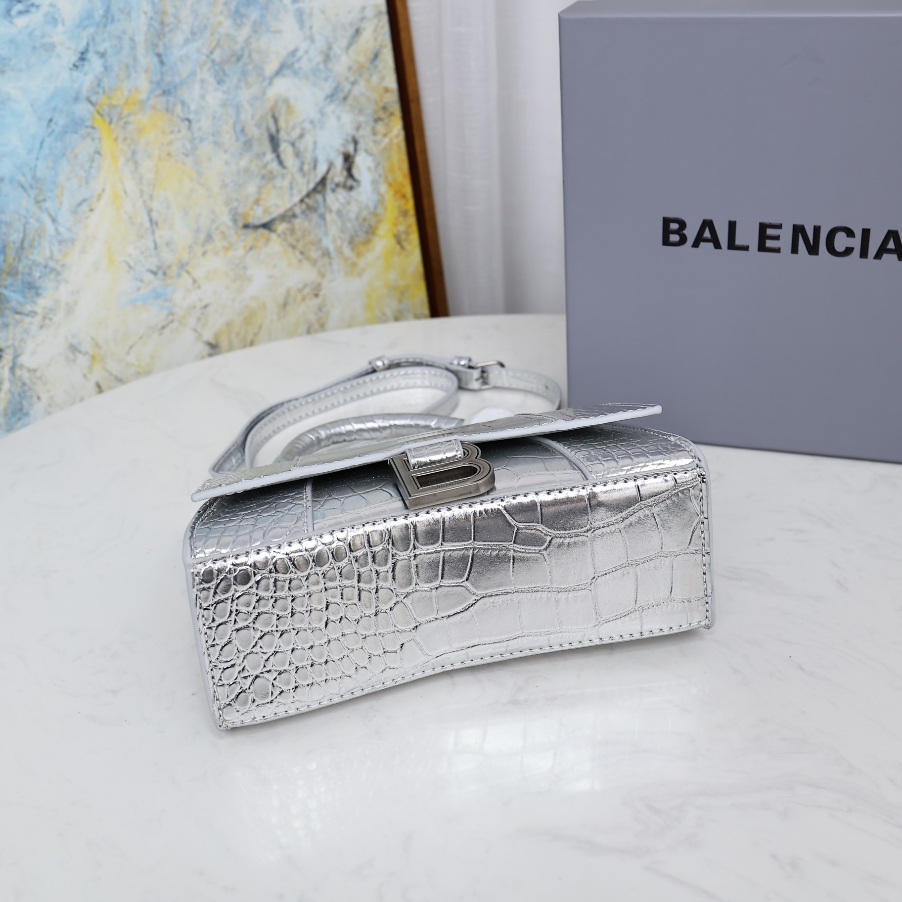 Balenciaga BB02