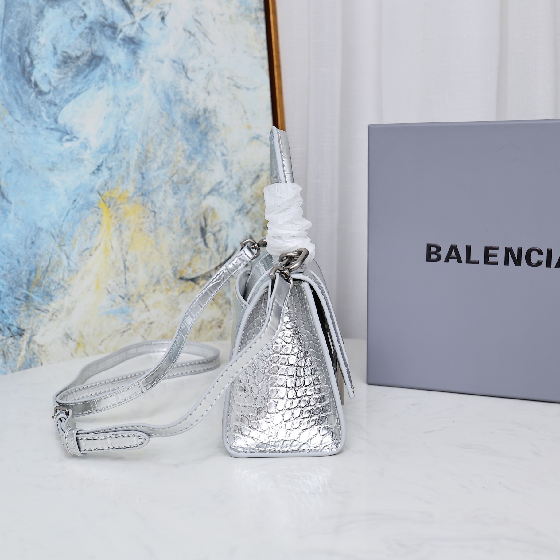 Balenciaga BB02