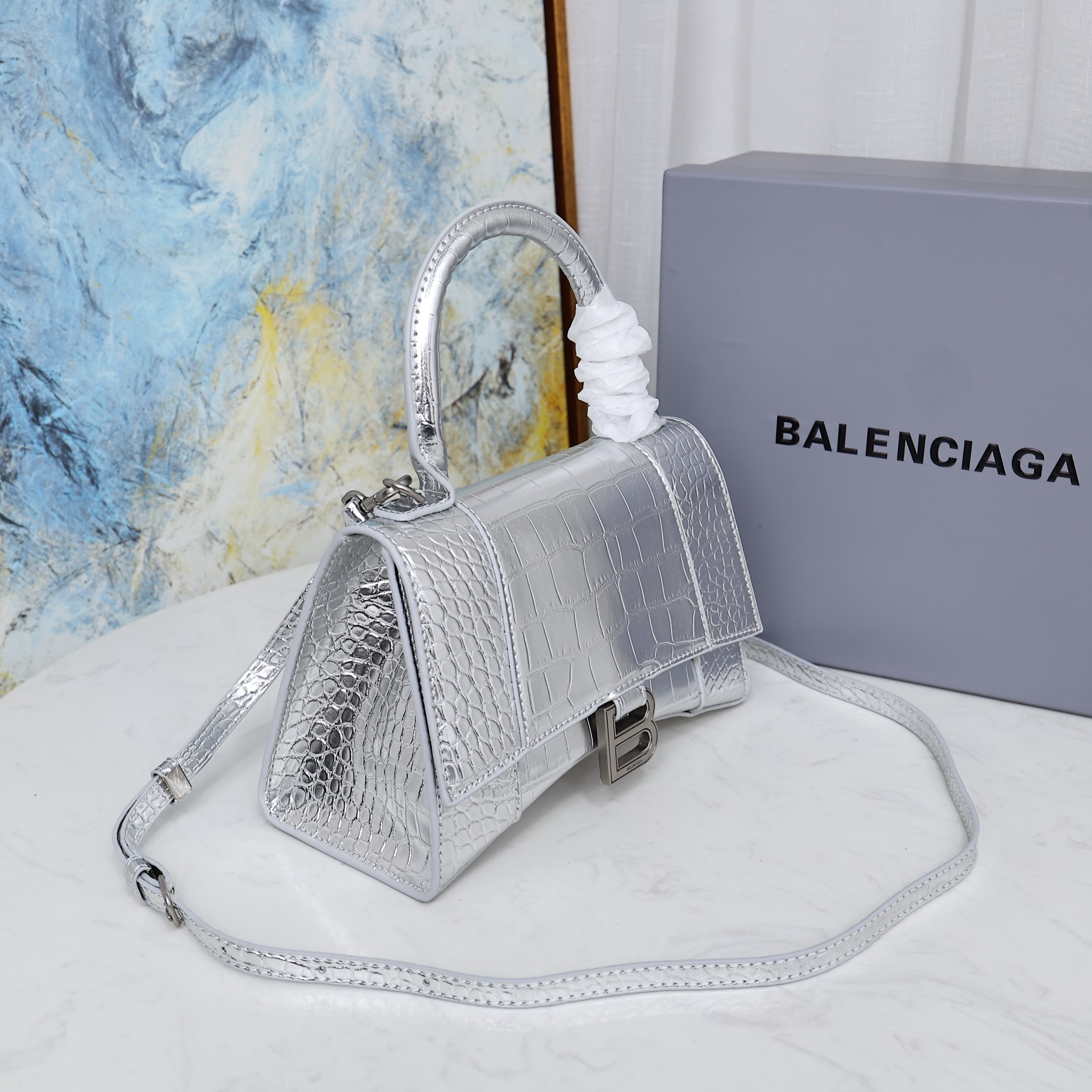 Balenciaga BB02