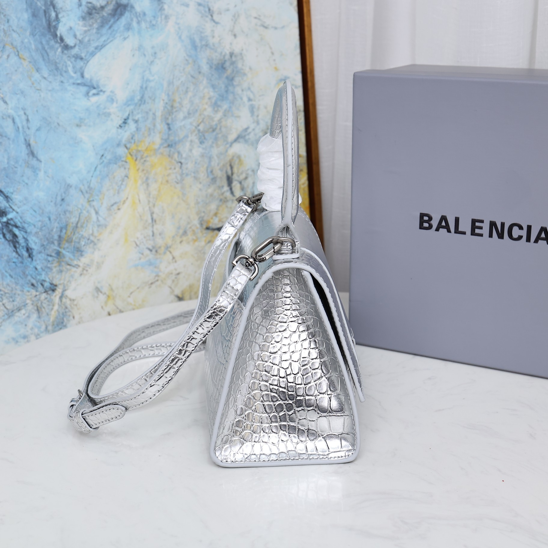Balenciaga BB02