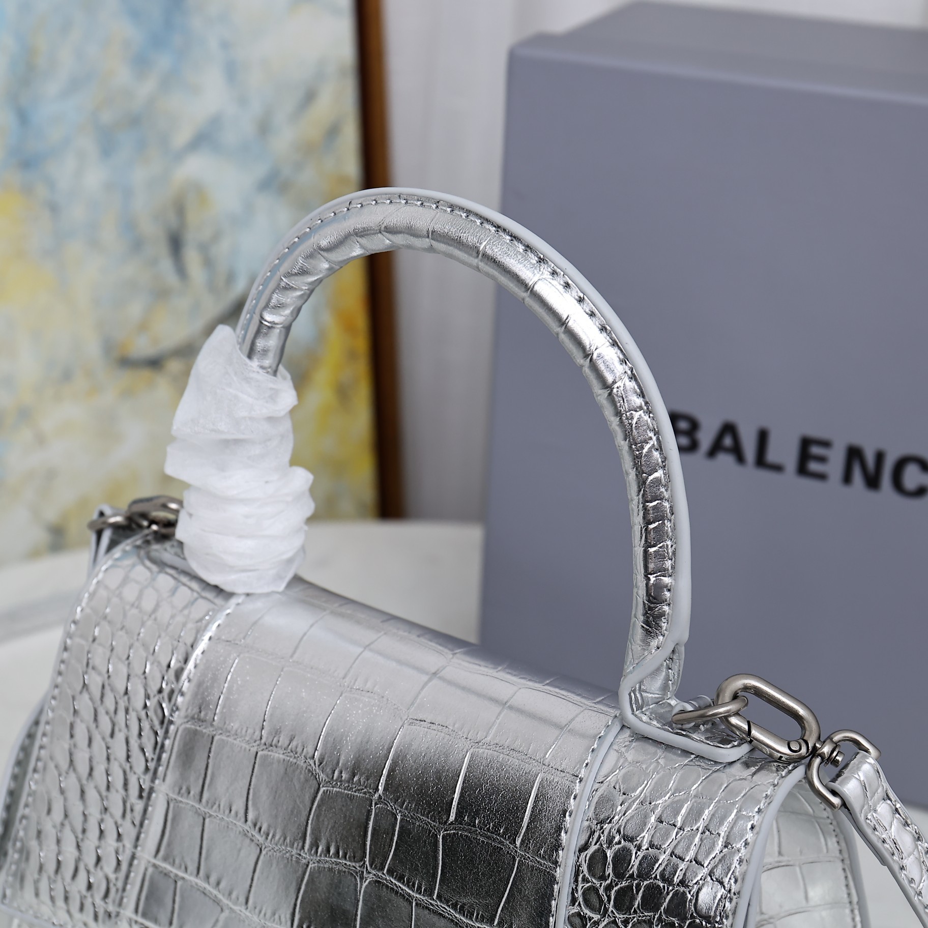 Balenciaga BB02