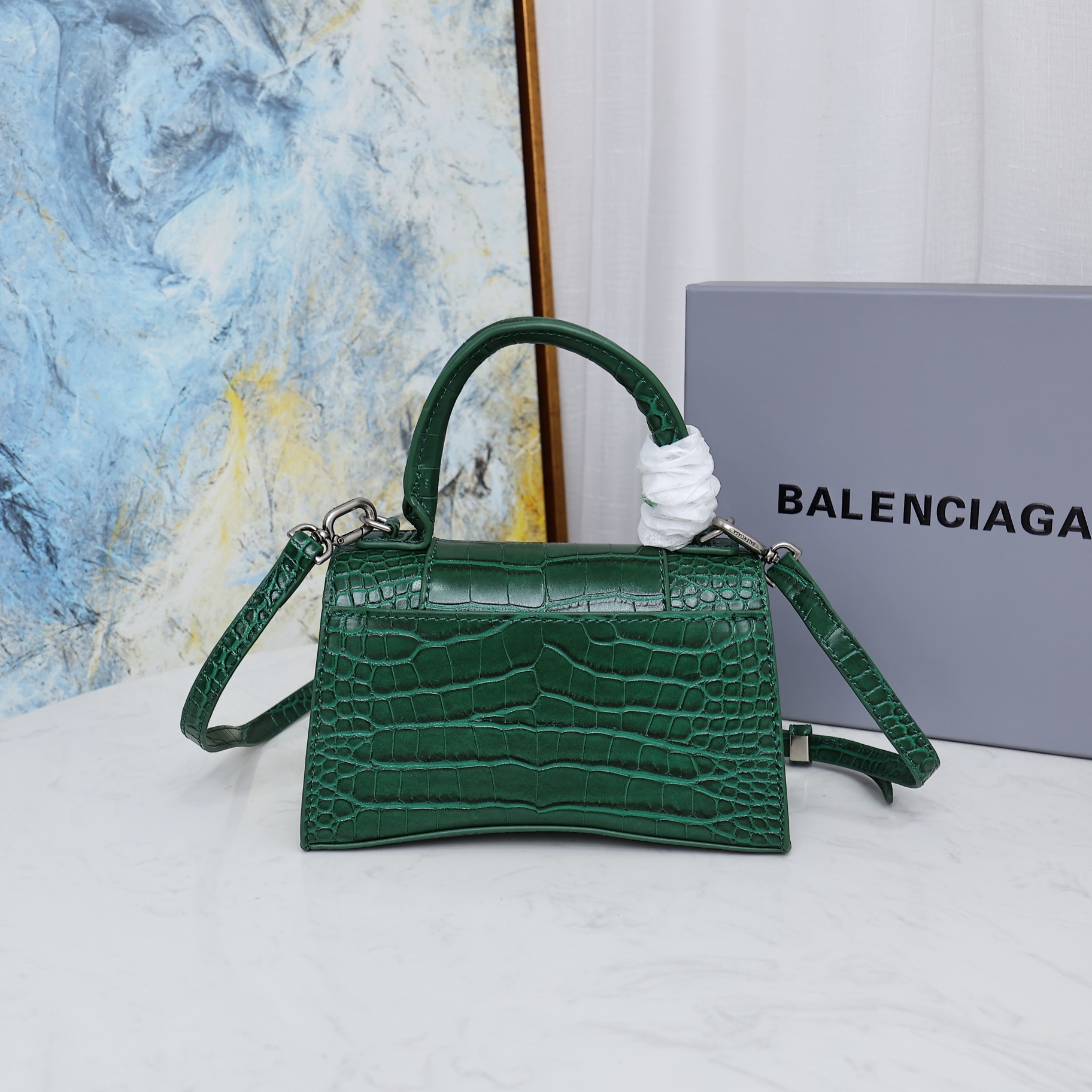 Balenciaga BB02