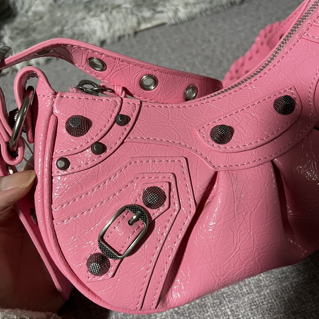 Balenciaga BB03