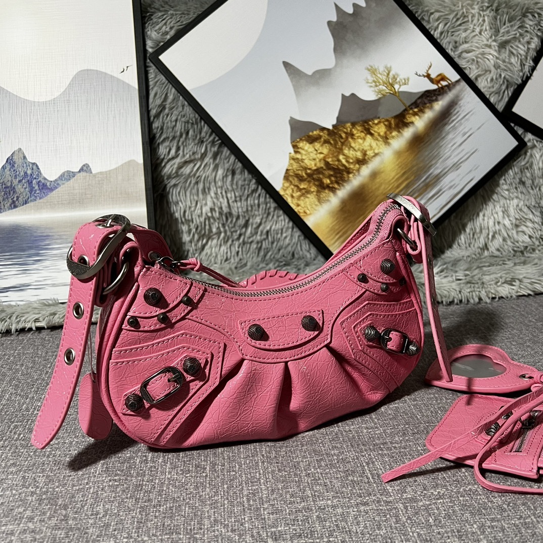 Balenciaga BB03