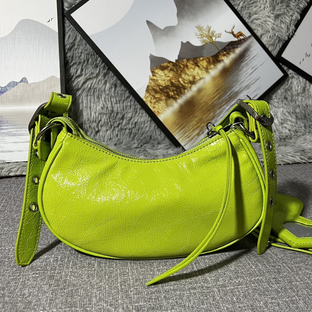 Balenciaga BB03