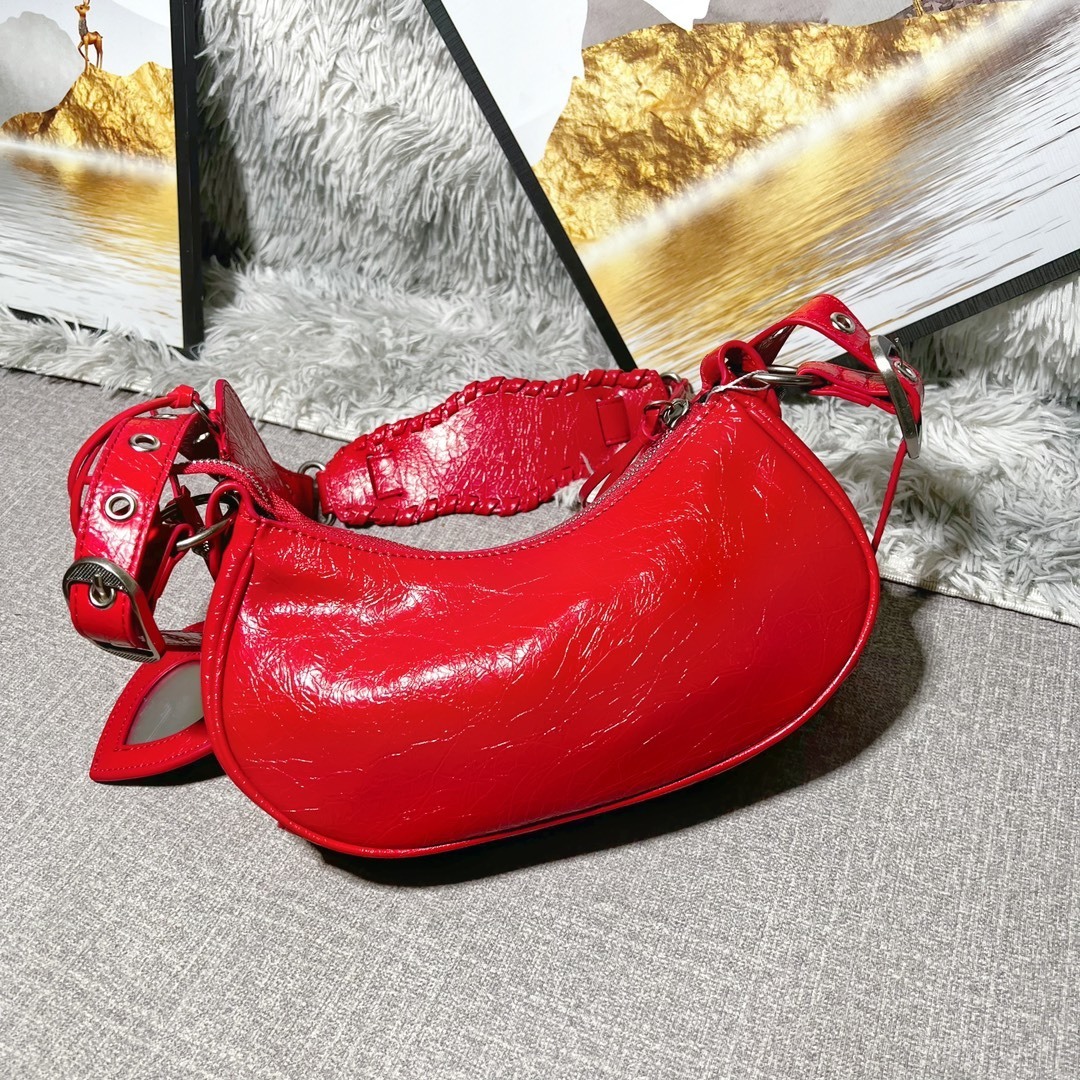 Balenciaga BB03