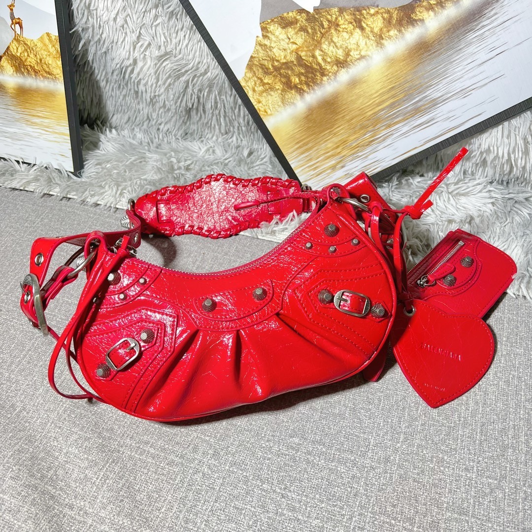 Balenciaga BB03