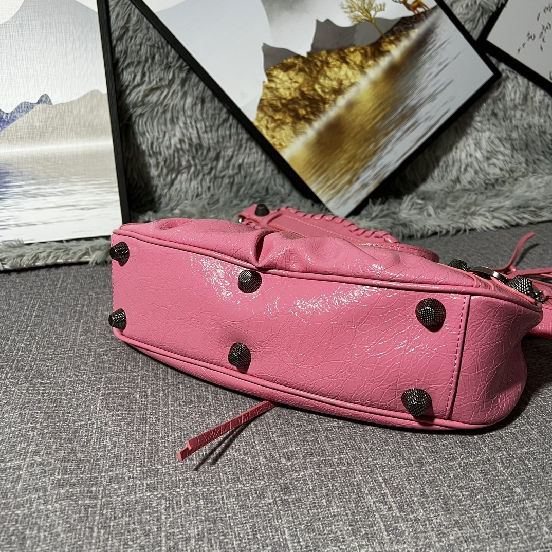Balenciaga BB04