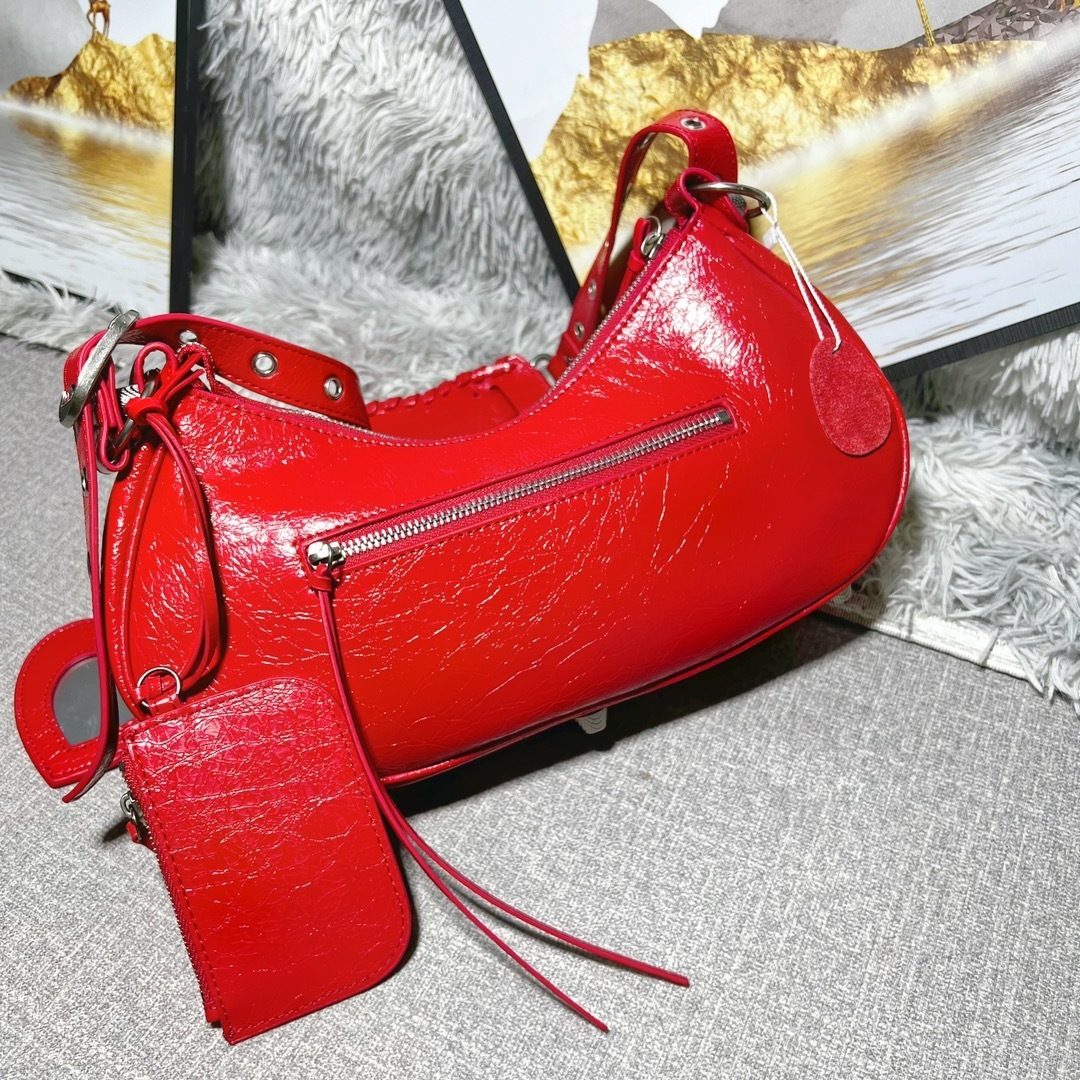 Balenciaga BB04