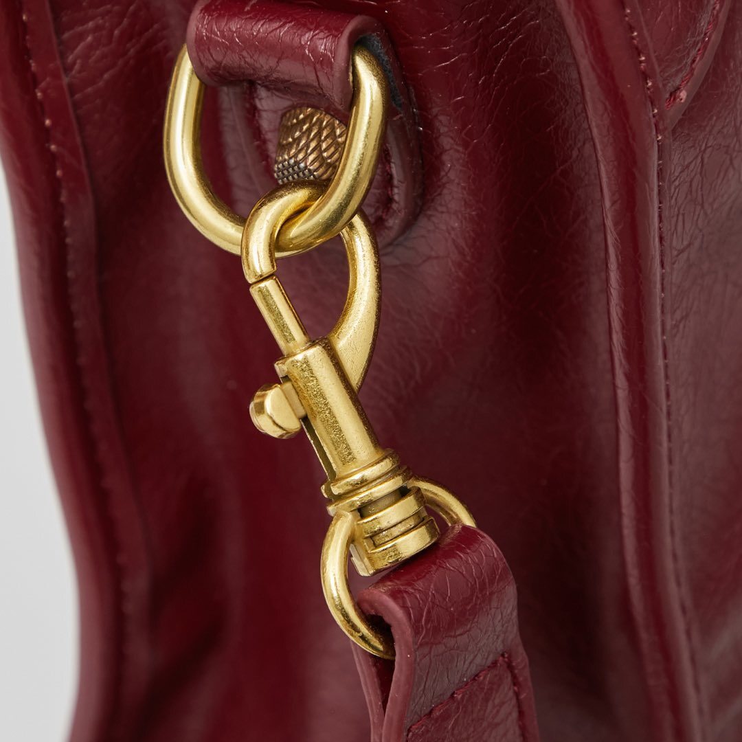 Balenciaga BB05