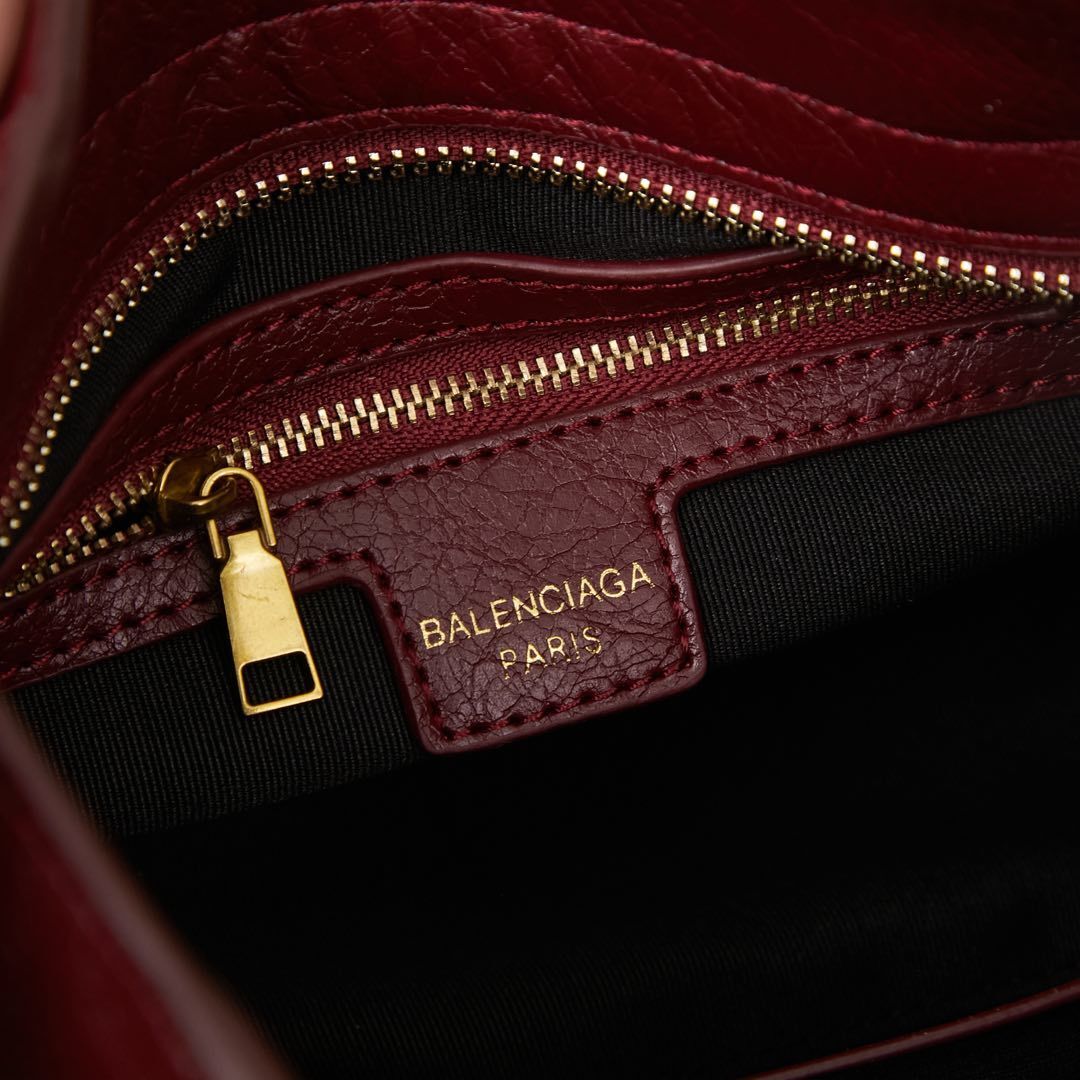 Balenciaga BB05